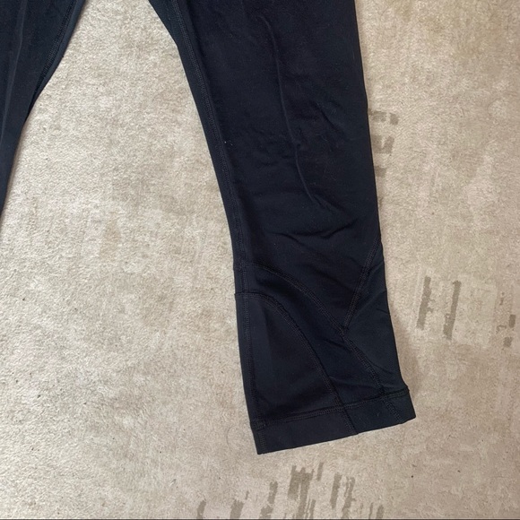 Lululemon Chase Me Crop *Flawed* - 6 - Picture 8 of 14